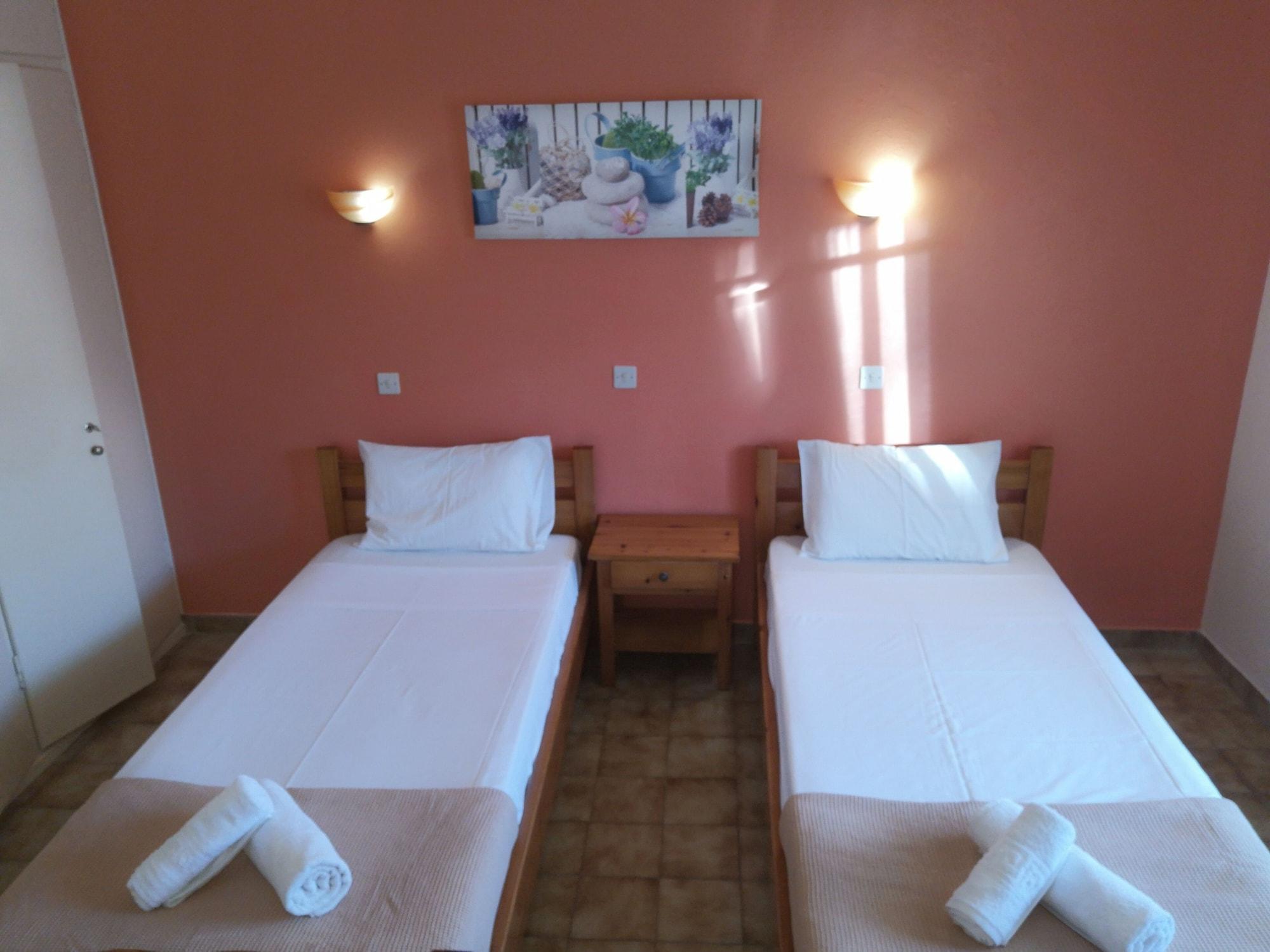 Elli Marina And Appart hôtel 2*